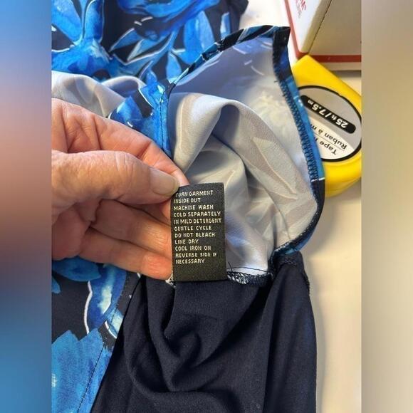 DG2 by Diane Gilman sleeveless - Picture 5 of 5